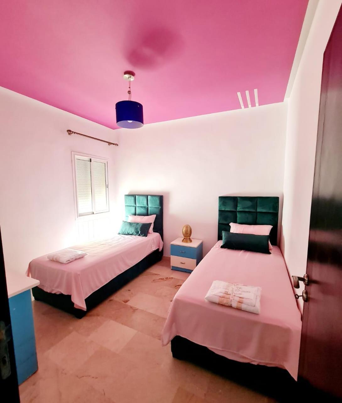 Fes Urban Apartment - Urban Elegance With Garden And Pool Access エクステリア 写真